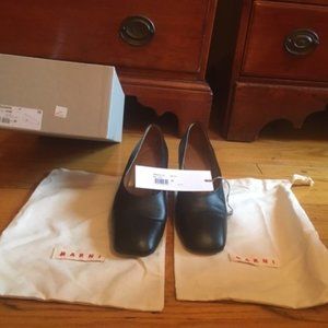 Marni Black Leather Pumps